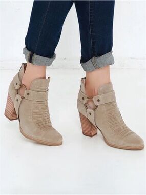 Anthropologie Seychelles “Impossible” Suede Harness Ankle Bootie in Sand Size 7
